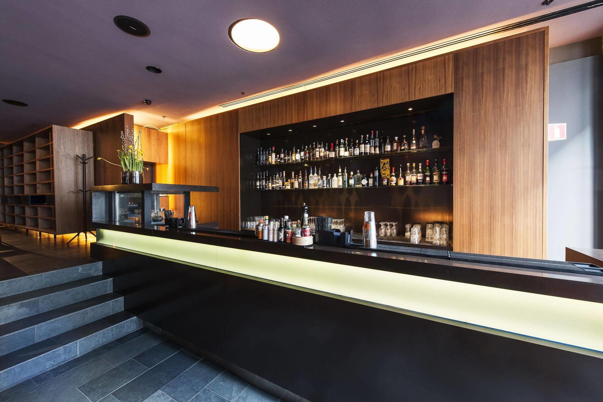 First Hotel Grims Grenka Осло Экстерьер фото