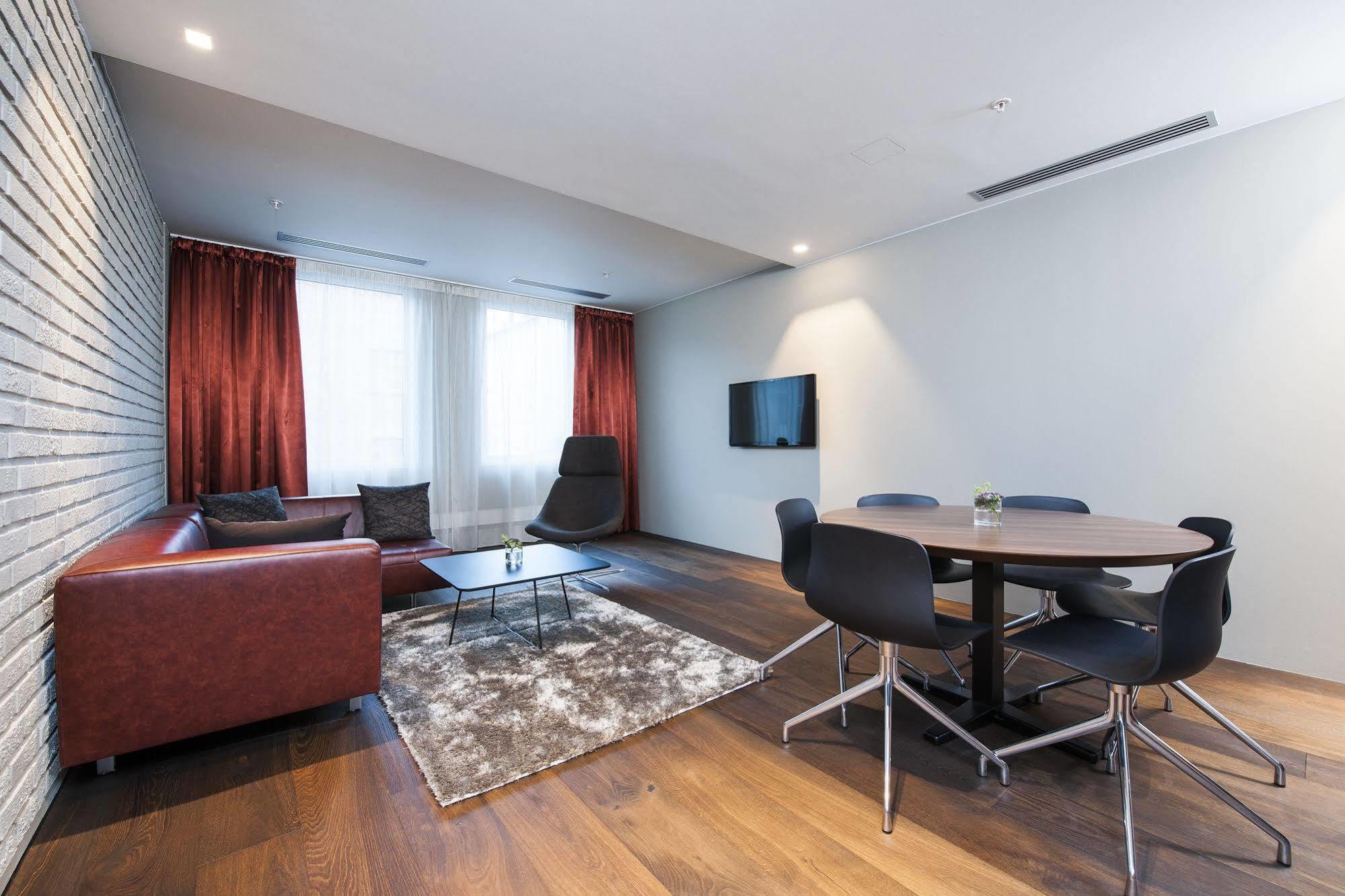 First Hotel Grims Grenka Осло Экстерьер фото